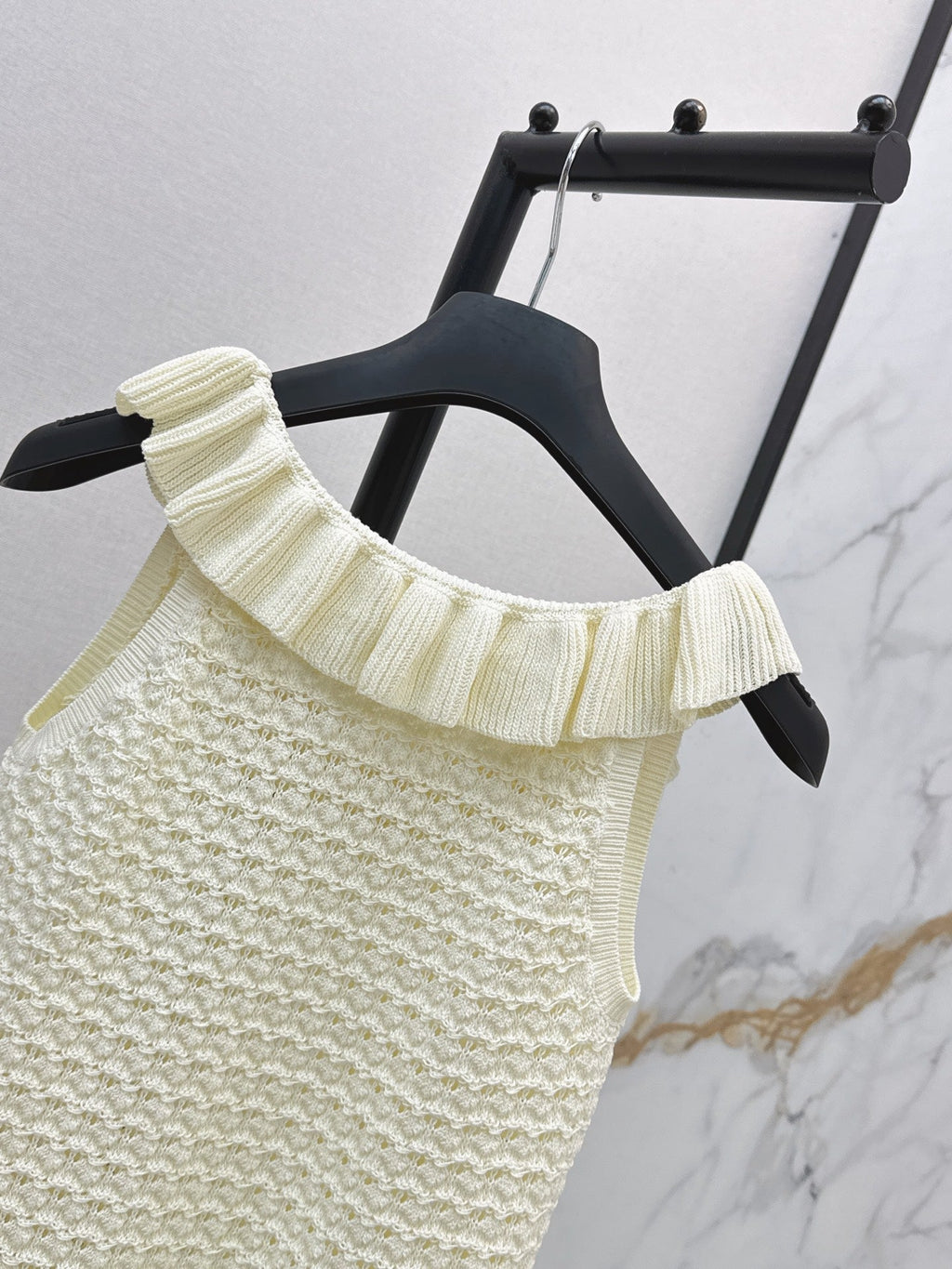 Dior/26SS NEW Ruffled Collar Openwork Crochet Vest