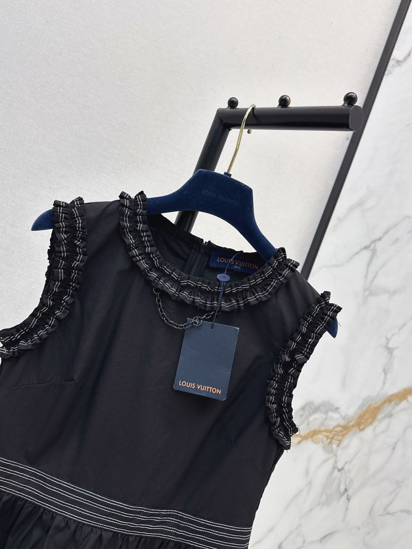 Louis Vuitton/26SS NEW Sleeveless Top with Ruffled Hem