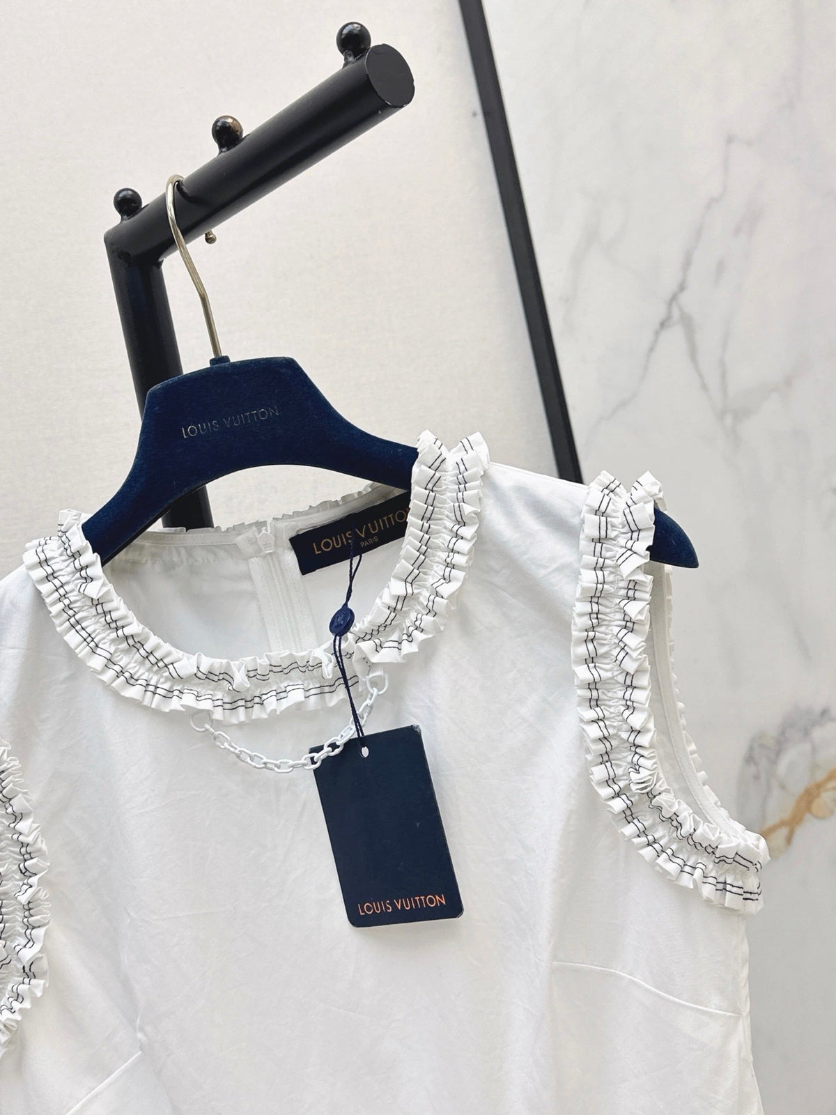 Louis Vuitton/26SS NEW Sleeveless Top with Ruffled Hem