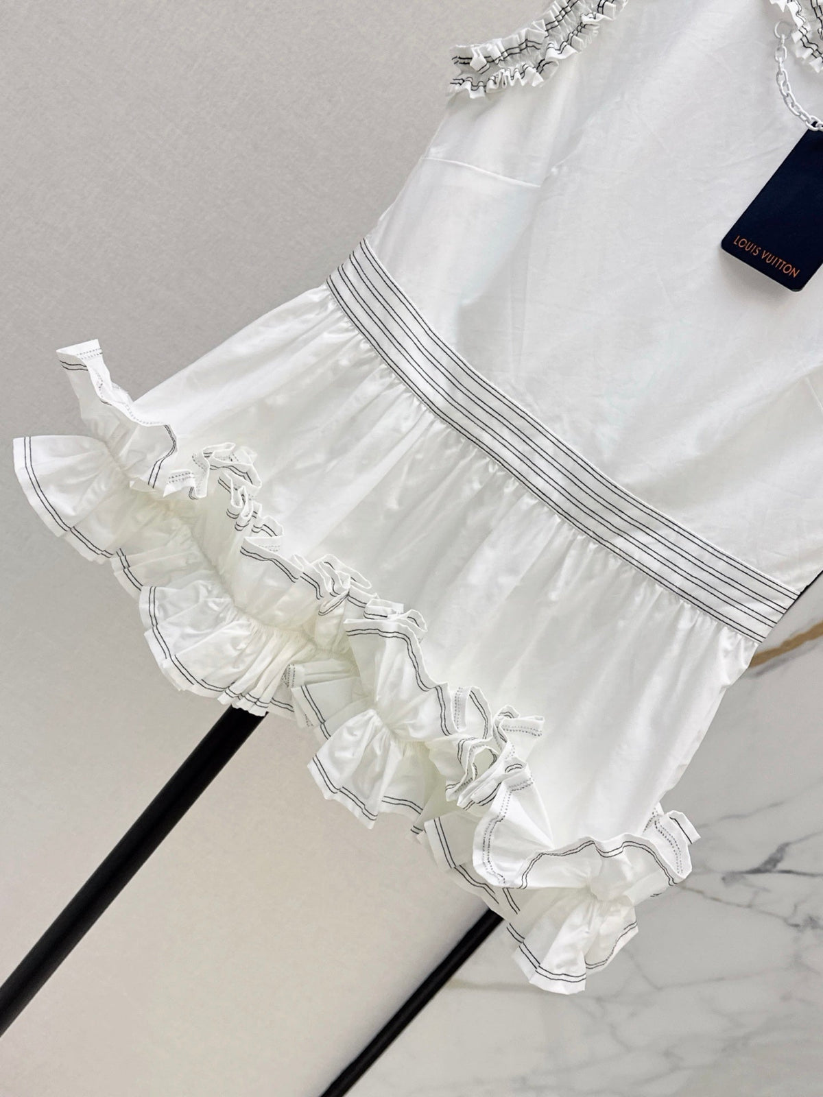 Louis Vuitton/26SS NEW Sleeveless Top with Ruffled Hem