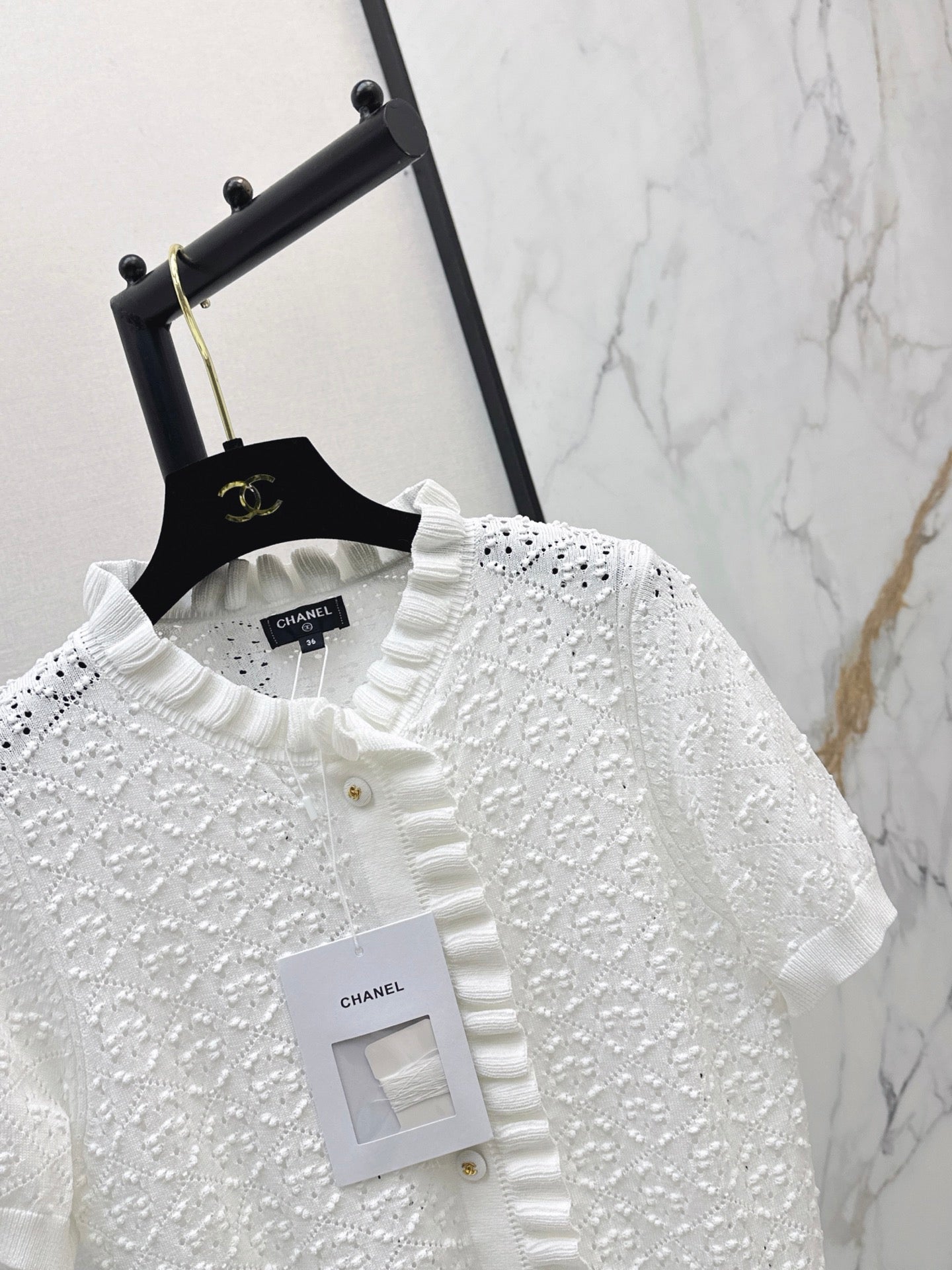 26SS NEW Ruffled Edge Design 3D Crochet Knit Sweater