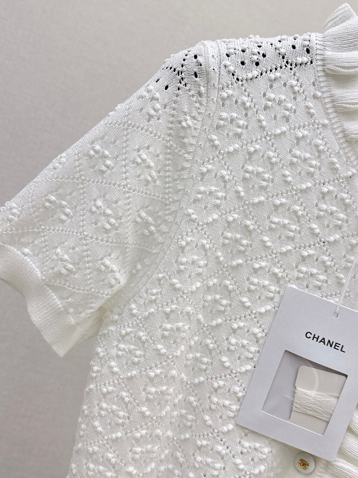 26SS NEW Ruffled Edge Design 3D Crochet Knit Sweater