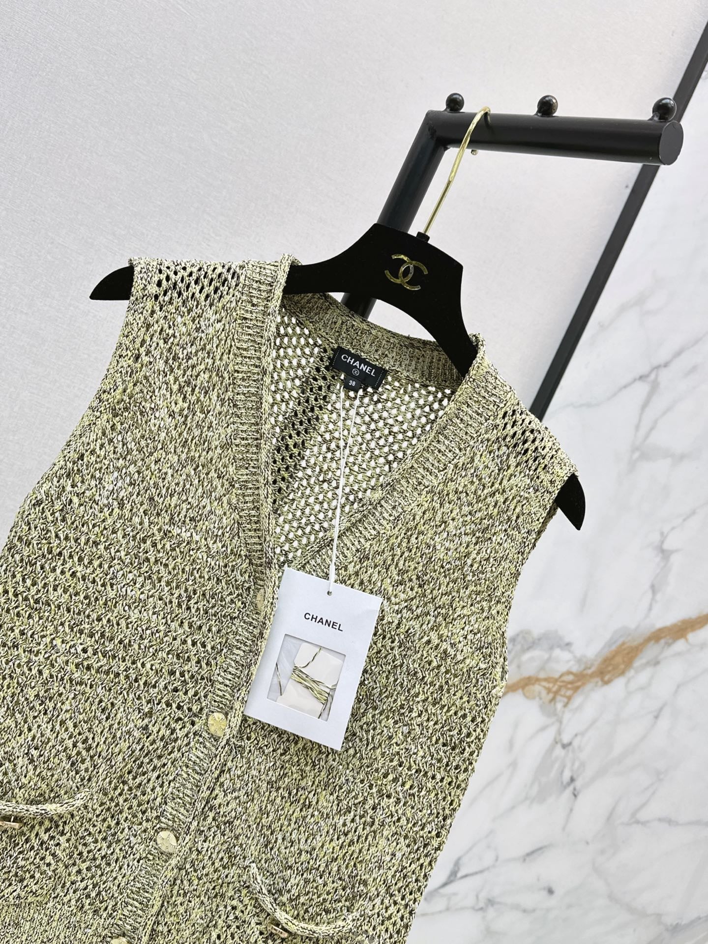26SS NEW Openwork Knitted Vest 💛 Mixed Color Yarn