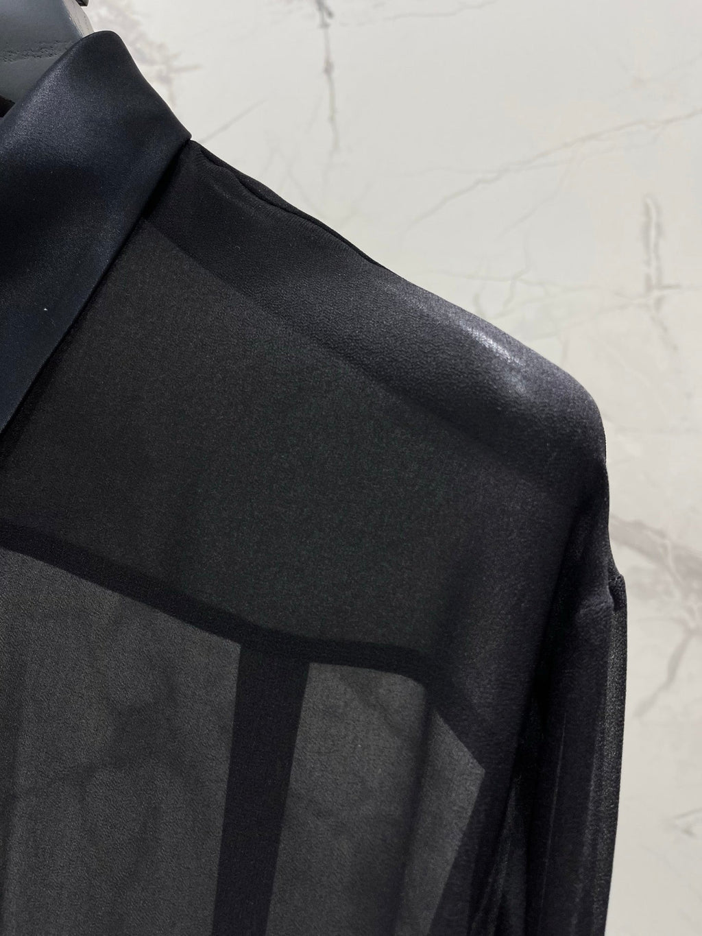 🔥HOT🔥26SS NEW Sheer Thin Collar Shirt with Concealed Buttons
