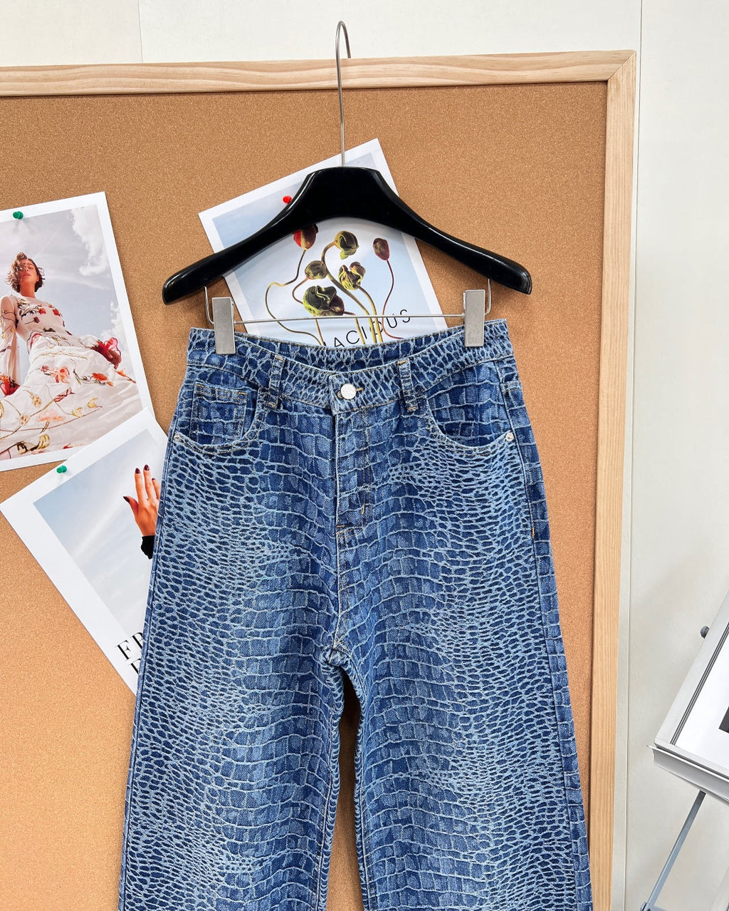 26SS NEW Straight Leg Jeans with Back Pocket Letter Patches