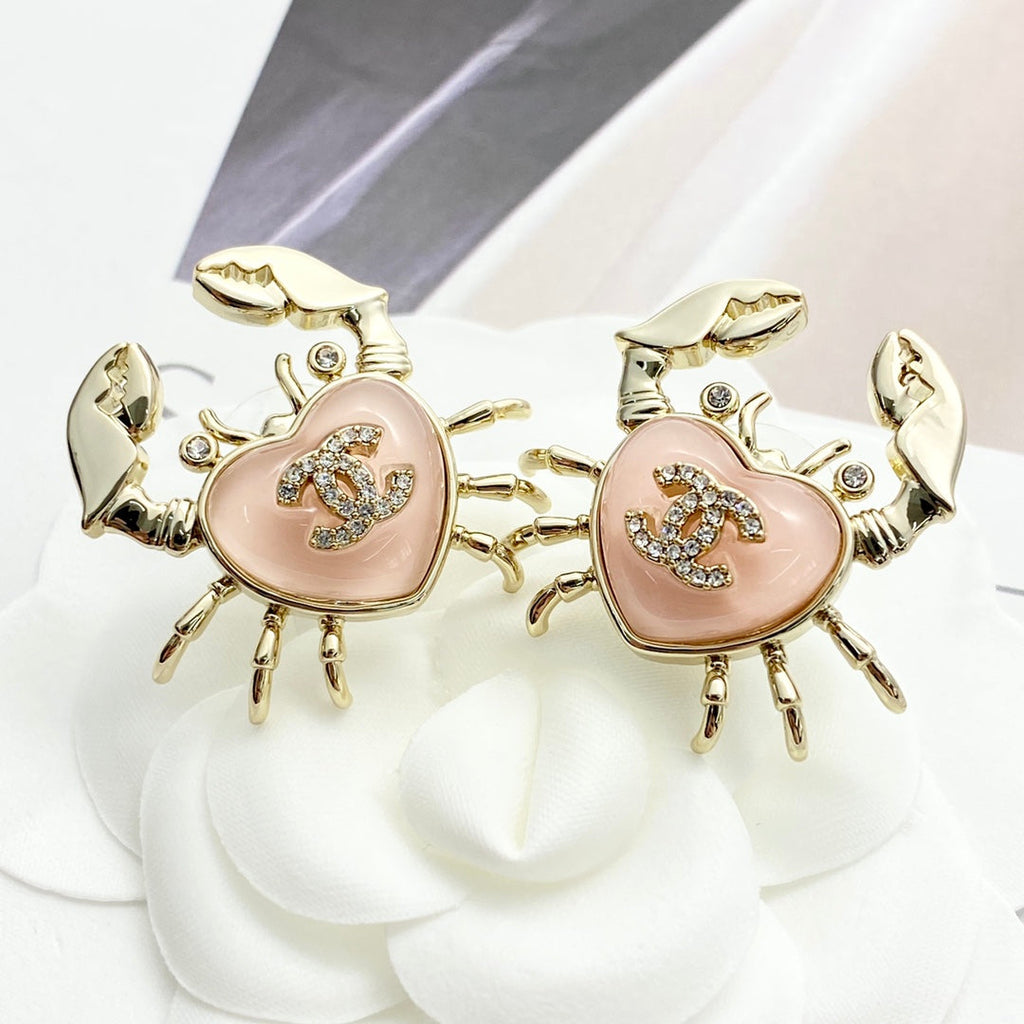 26SS NEW Crab Double C Earrings 🦀