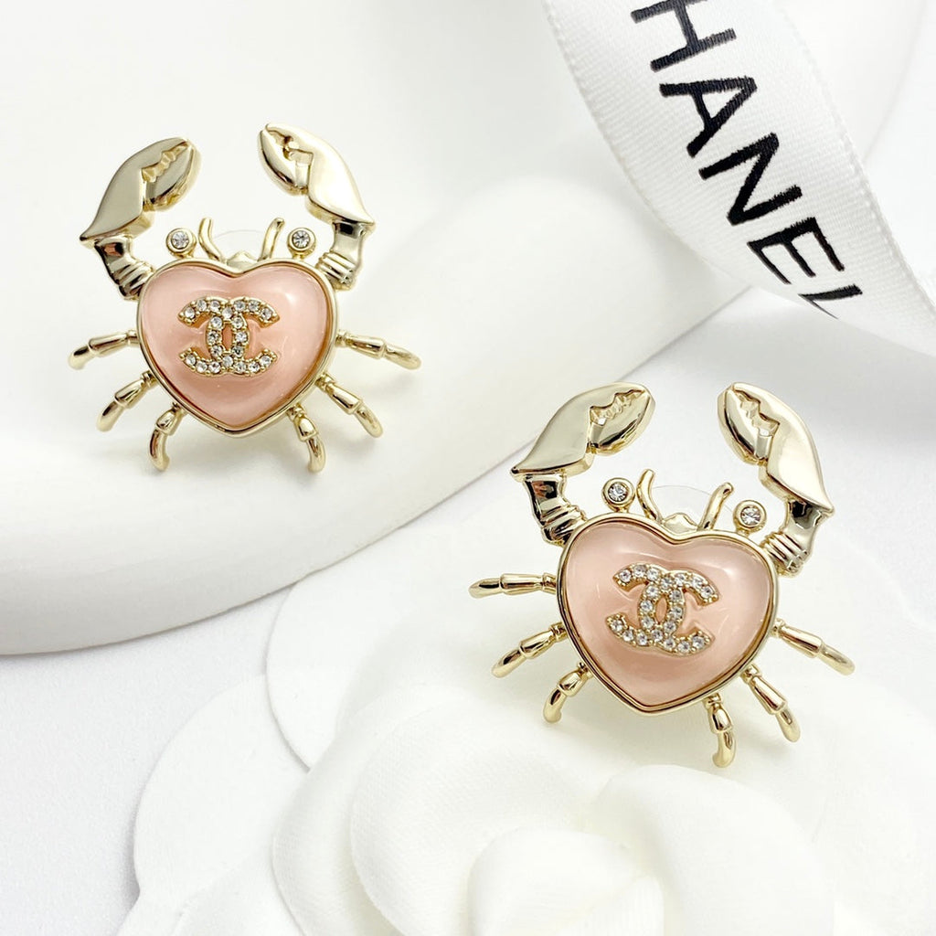 26SS NEW Crab Double C Earrings 🦀