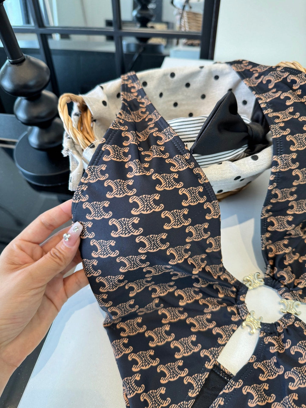 26SS NEW One-Piece Bikini Swimsuit 👙