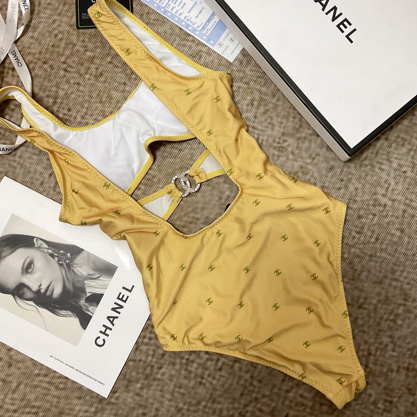 26SS NEW Yellow One-Piece Swimsuit 👙