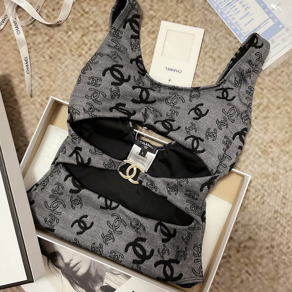 chanel/26SS NEW Grey One-Piece Swimsuit 👙
