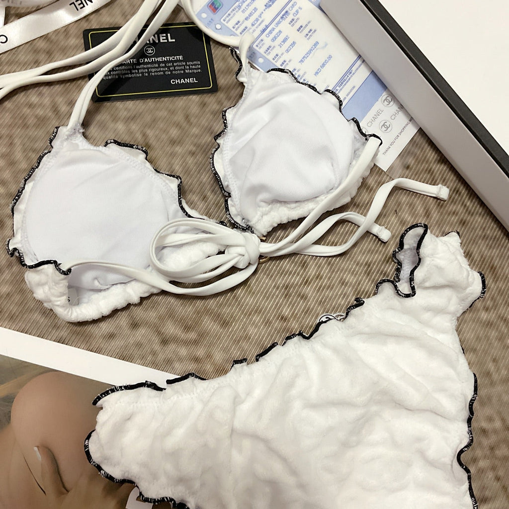 chanel/26SS NEW Two-Piece Swimsuit 👙