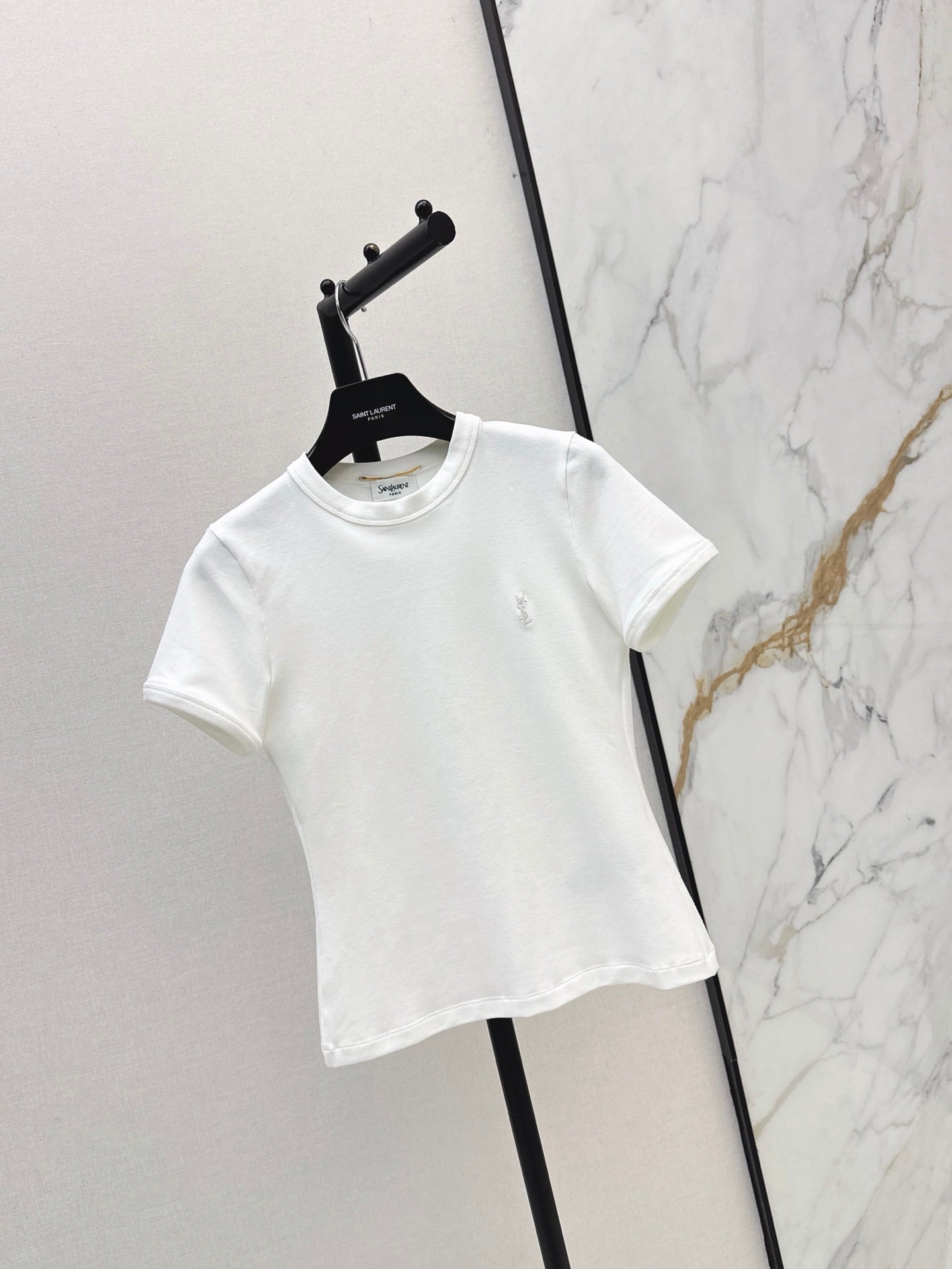 26SS NEW Versatile Small Logo Embroidered T-Shirt 🩶