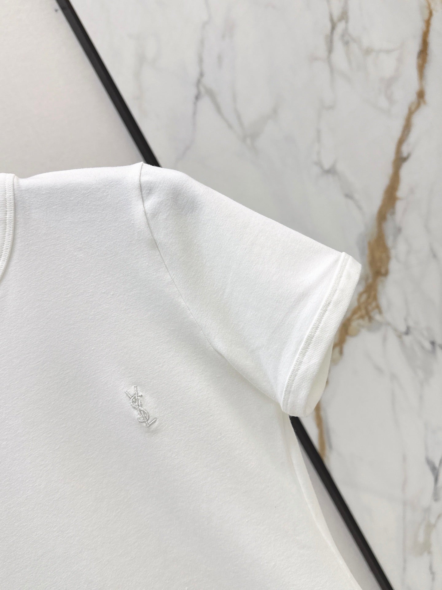 26SS NEW Versatile Small Logo Embroidered T-Shirt 🩶
