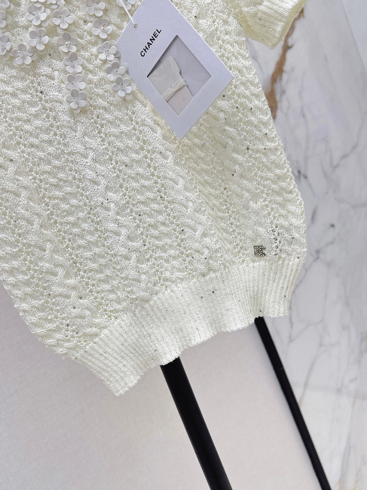 26SS NEW White Openwork Knit Short-Sleeve T-Shirt 🤍