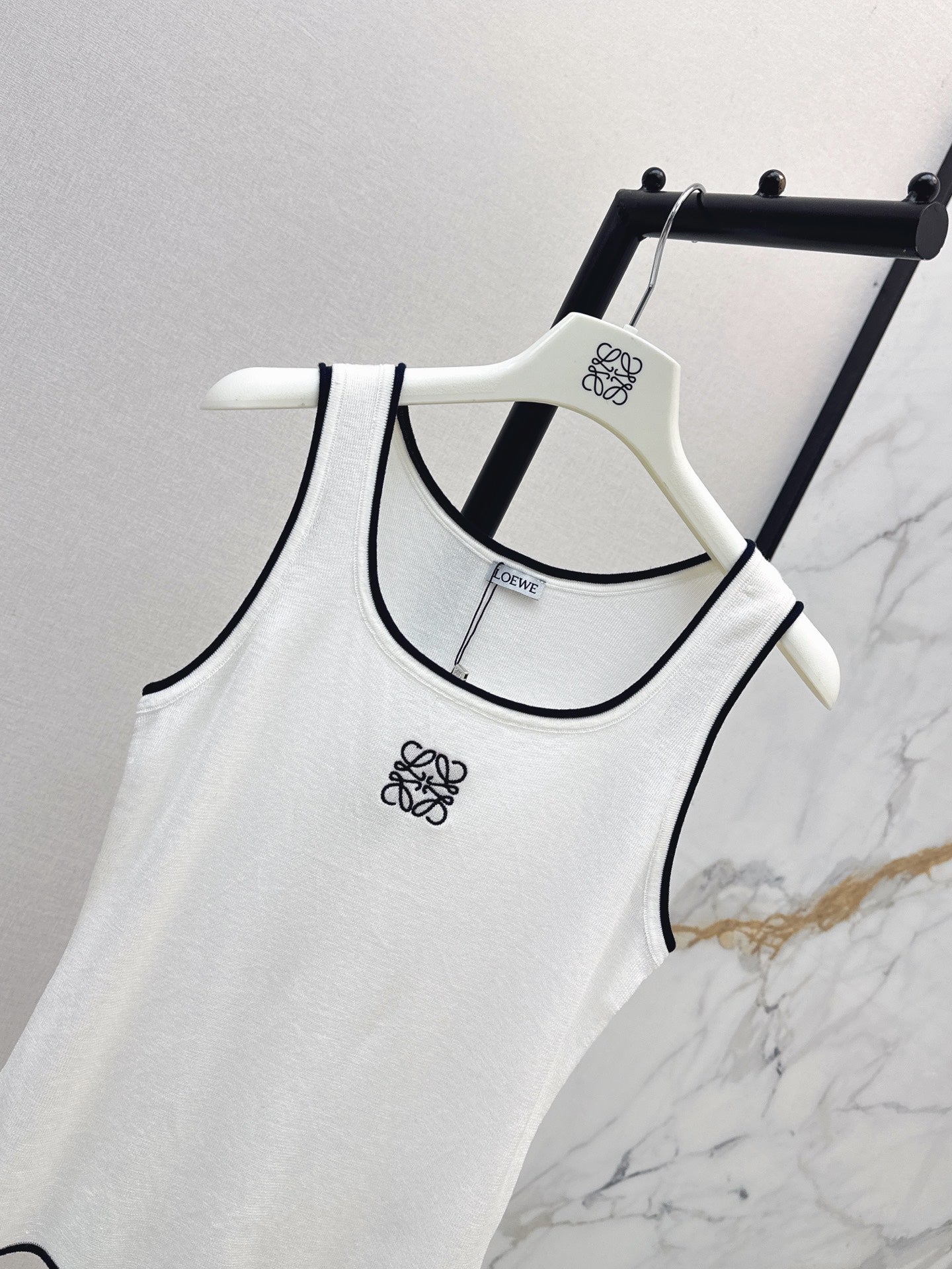 26SS NEW Color-blocked Trimmed Knit Vest🩶