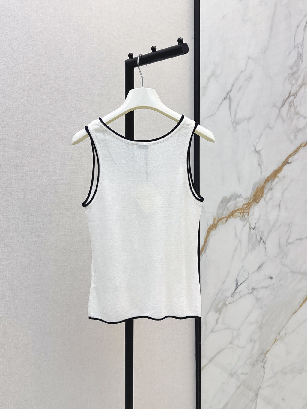 26SS NEW Color-blocked Trimmed Knit Vest🩶