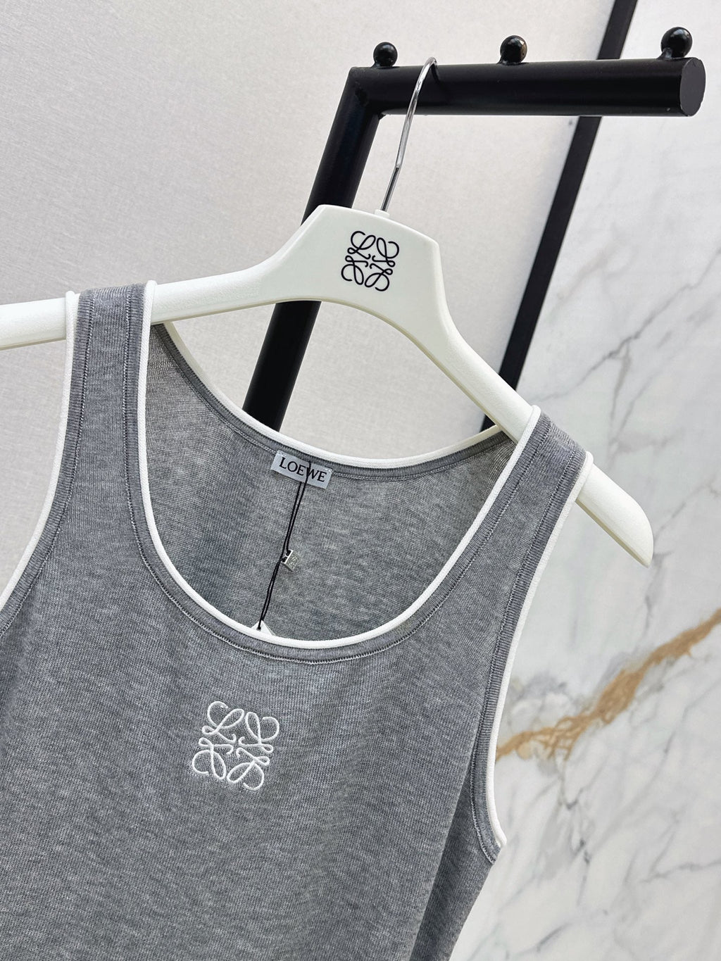 26SS NEW Color-blocked Trimmed Knit Vest🩶