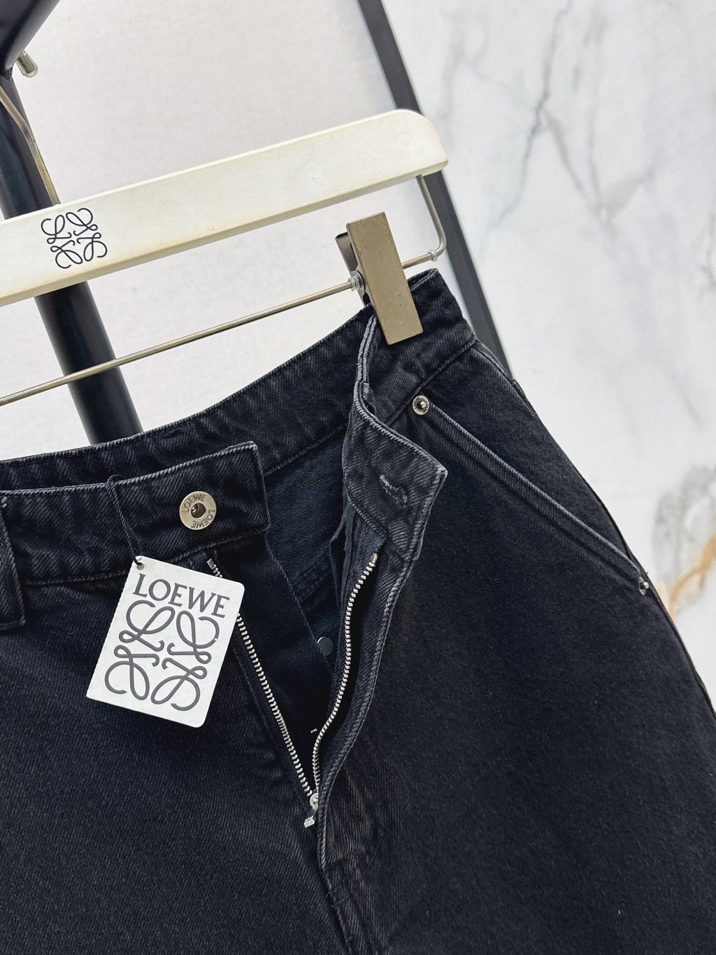 26SS NEW: Stylish Leather Patches and Workwear Pocket Jeans🩵