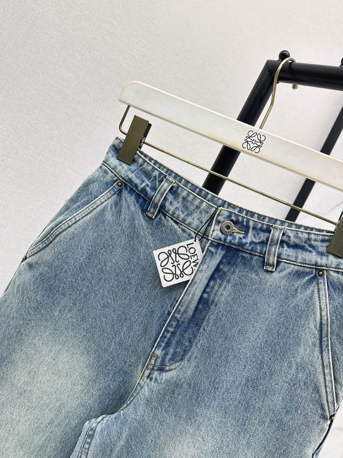 26SS NEW: Stylish Leather Patches and Workwear Pocket Jeans🩵