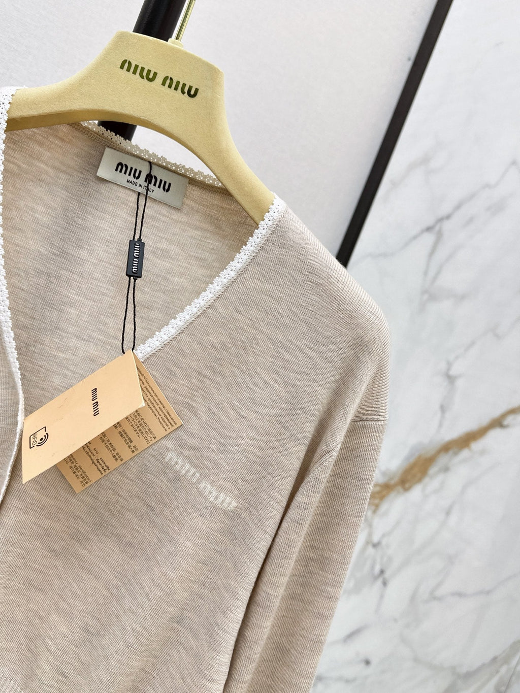 26SS NEW Lace-trimmed V-neck cashmere cardigan 🤍