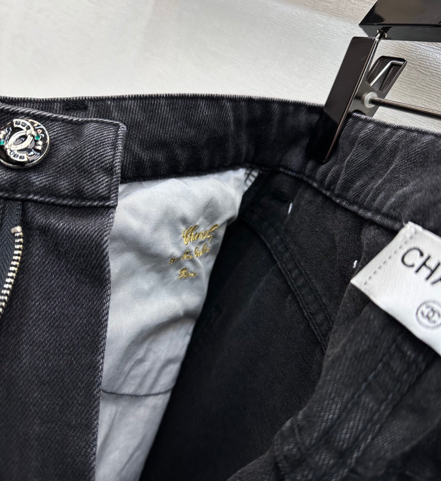 26SS NEW Letter Button Wide-Leg Jeans