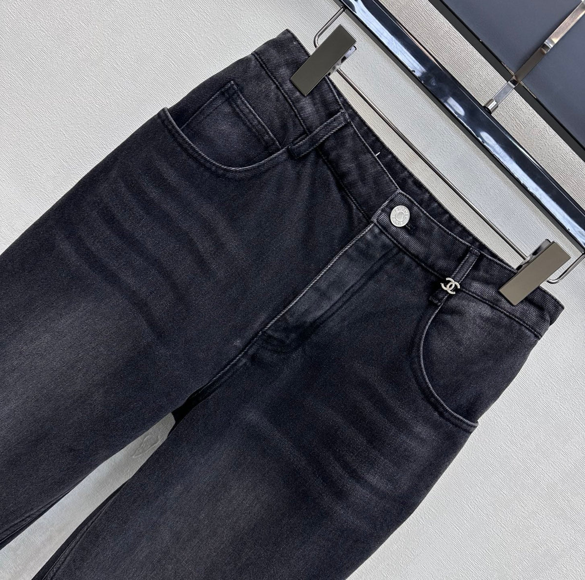 26SS NEW Gold Buckle Straight Leg Jeans
