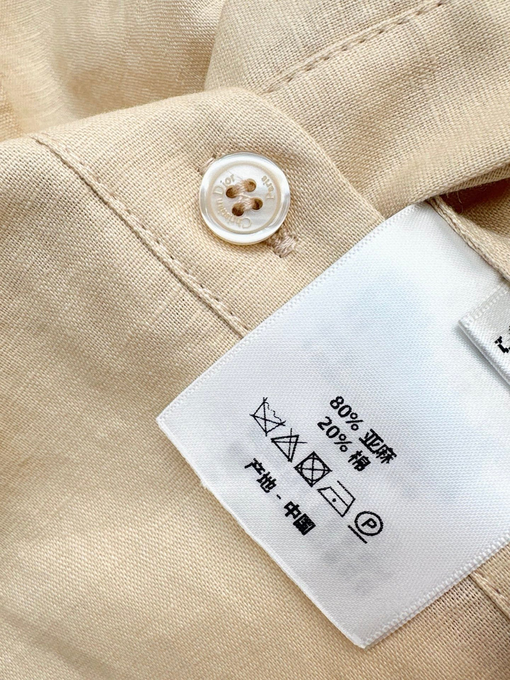 26SS New: French-style minimalist, soft-and-elegant short-sleeved linen shirt with a fitted waist 🤍