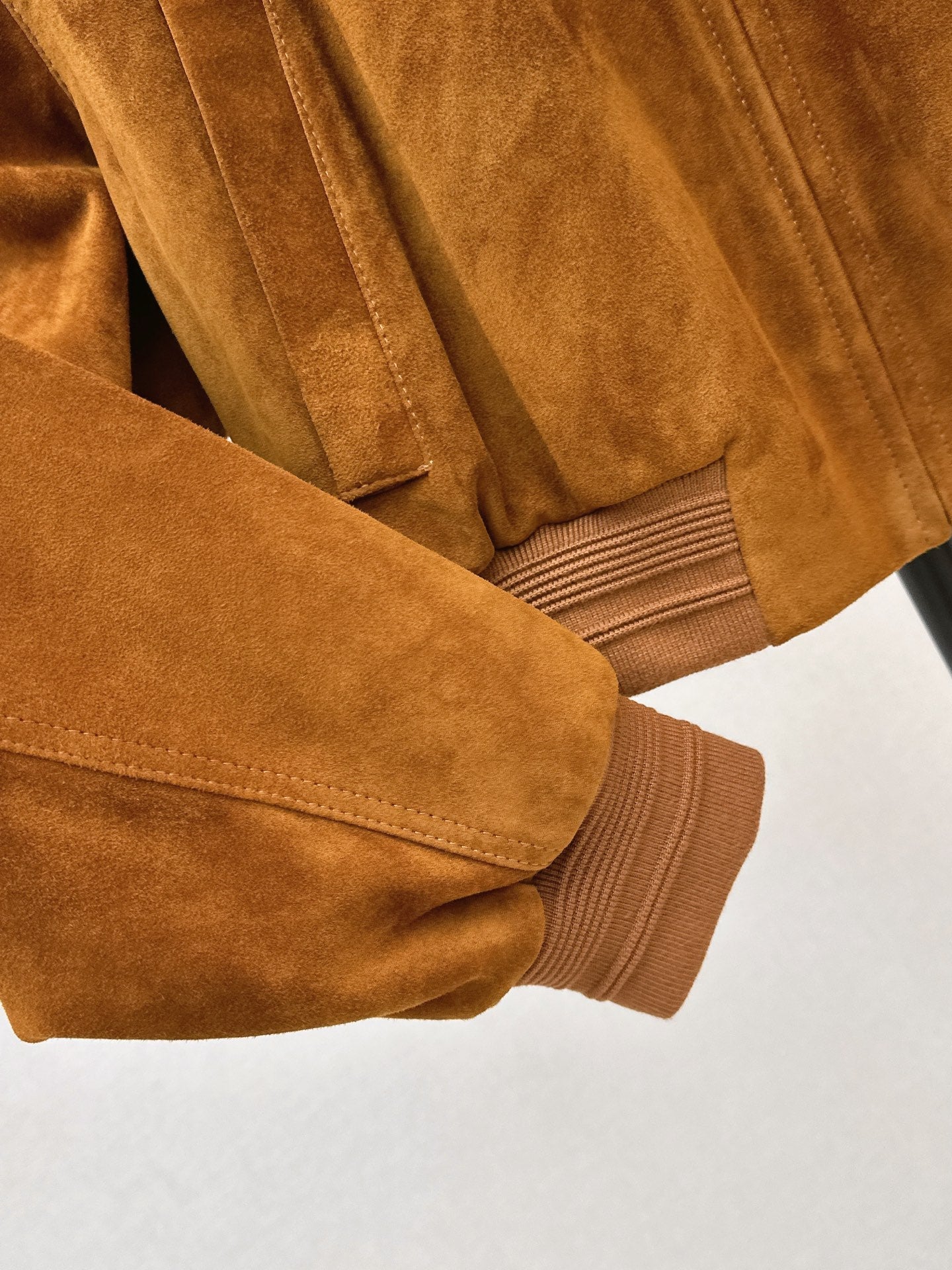 ❤️‍🔥Limited edition❤️‍🔥  26SS New Vintage-Style Brown Suede-Finish Cropped Jacket 🤎