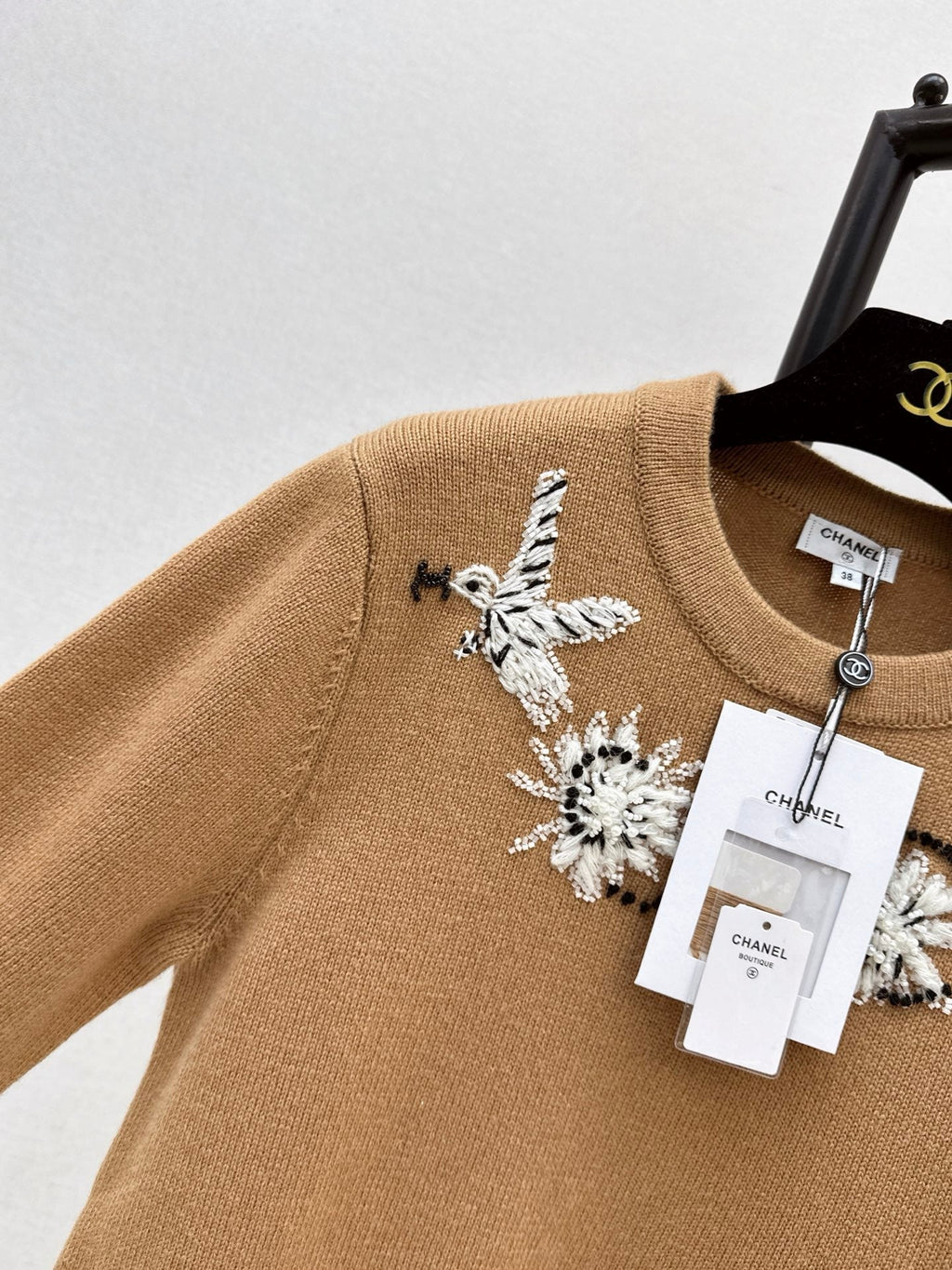 26FW New High-End Métiers d'Art Crew-Neck Sweater 🤎