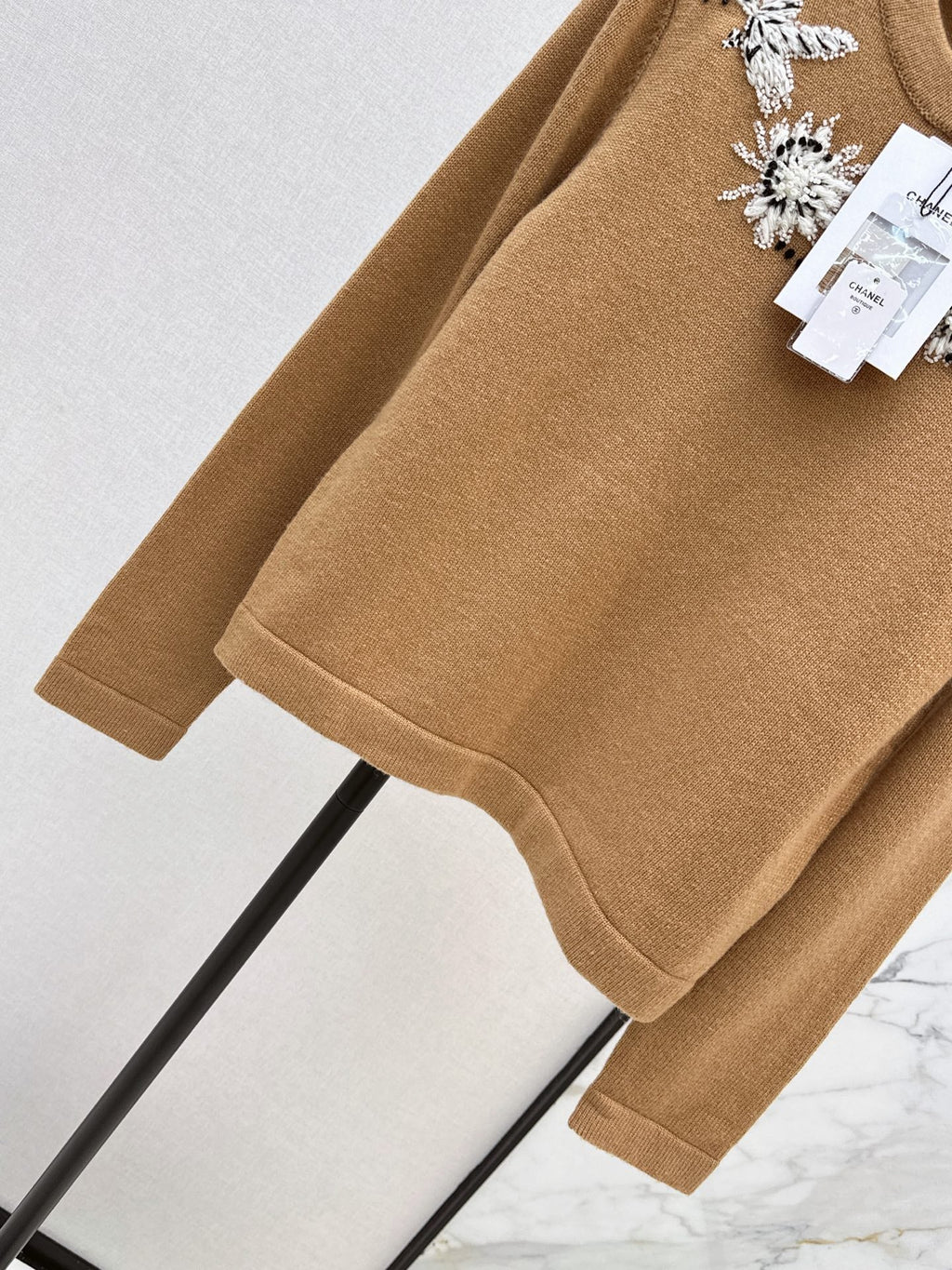 26FW New High-End Métiers d'Art Crew-Neck Sweater 🤎