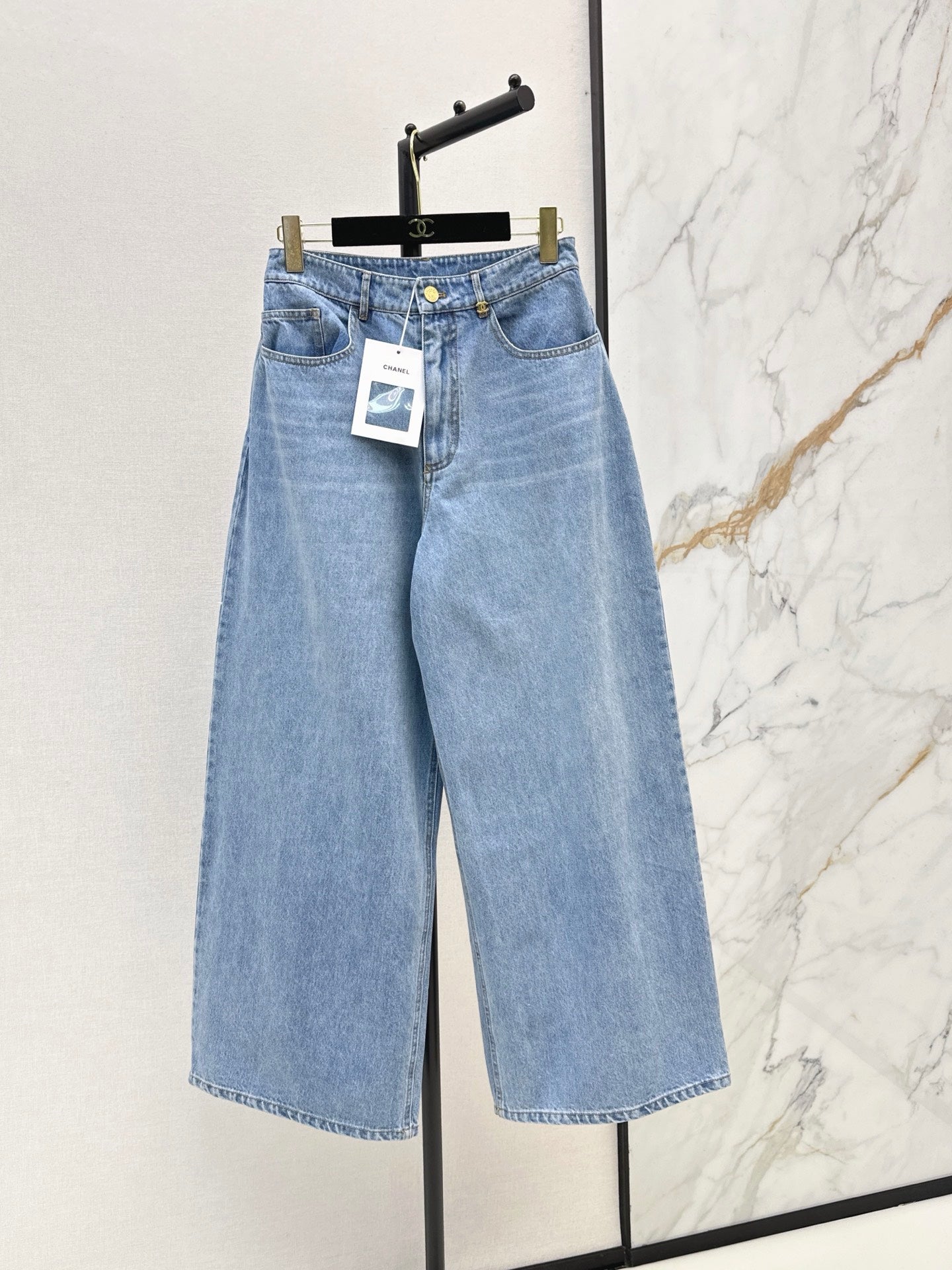 🔥Highest Quality🔥26FW New High-Waisted Wide-Leg Denim Trousers 🩵