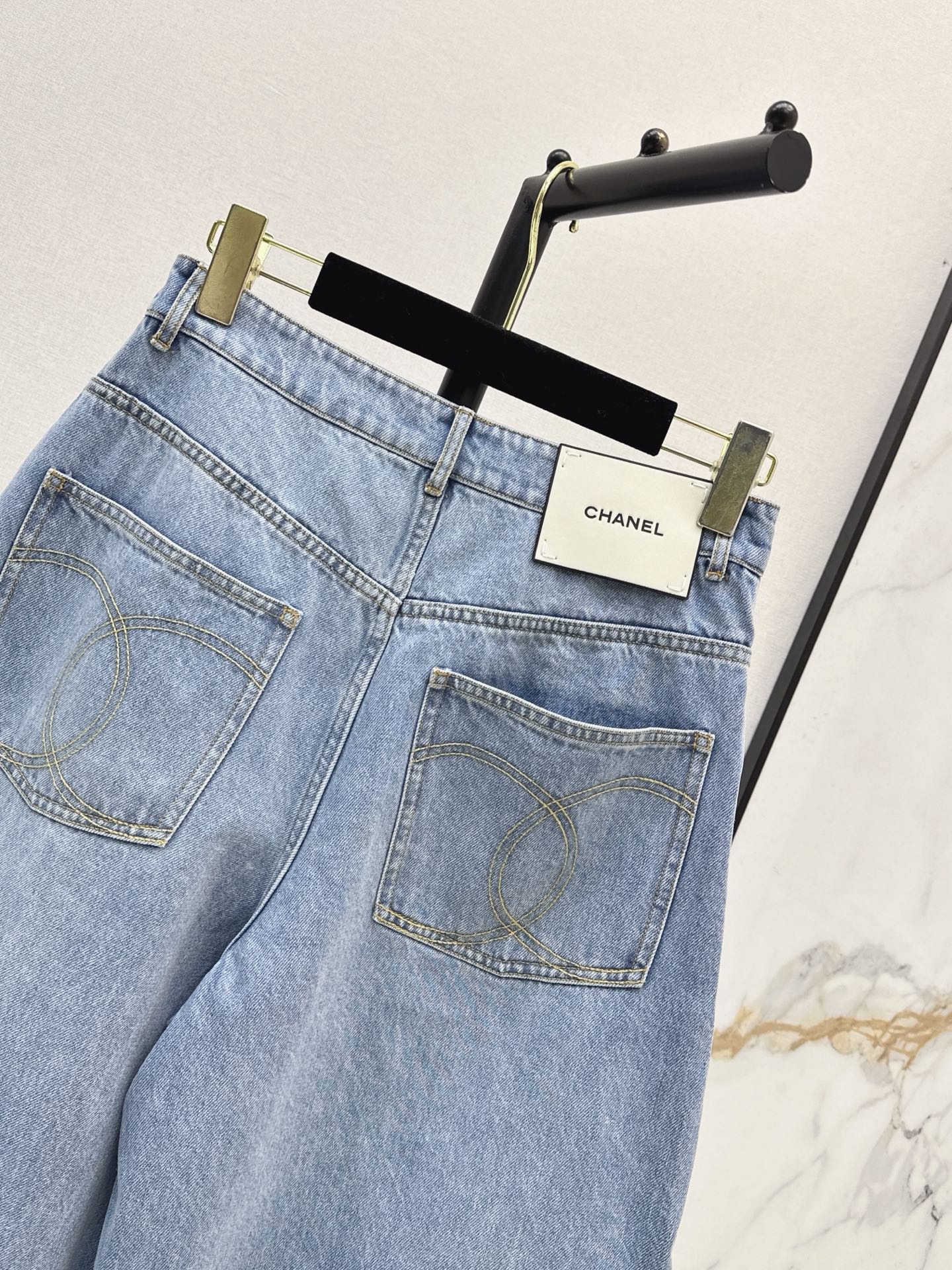 🔥Highest Quality🔥26FW New High-Waisted Wide-Leg Denim Trousers 🩵