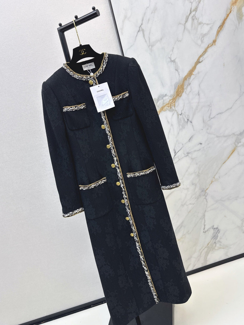 26FW New Crew-Neck Long Lace Coat with Four Pockets 🖤