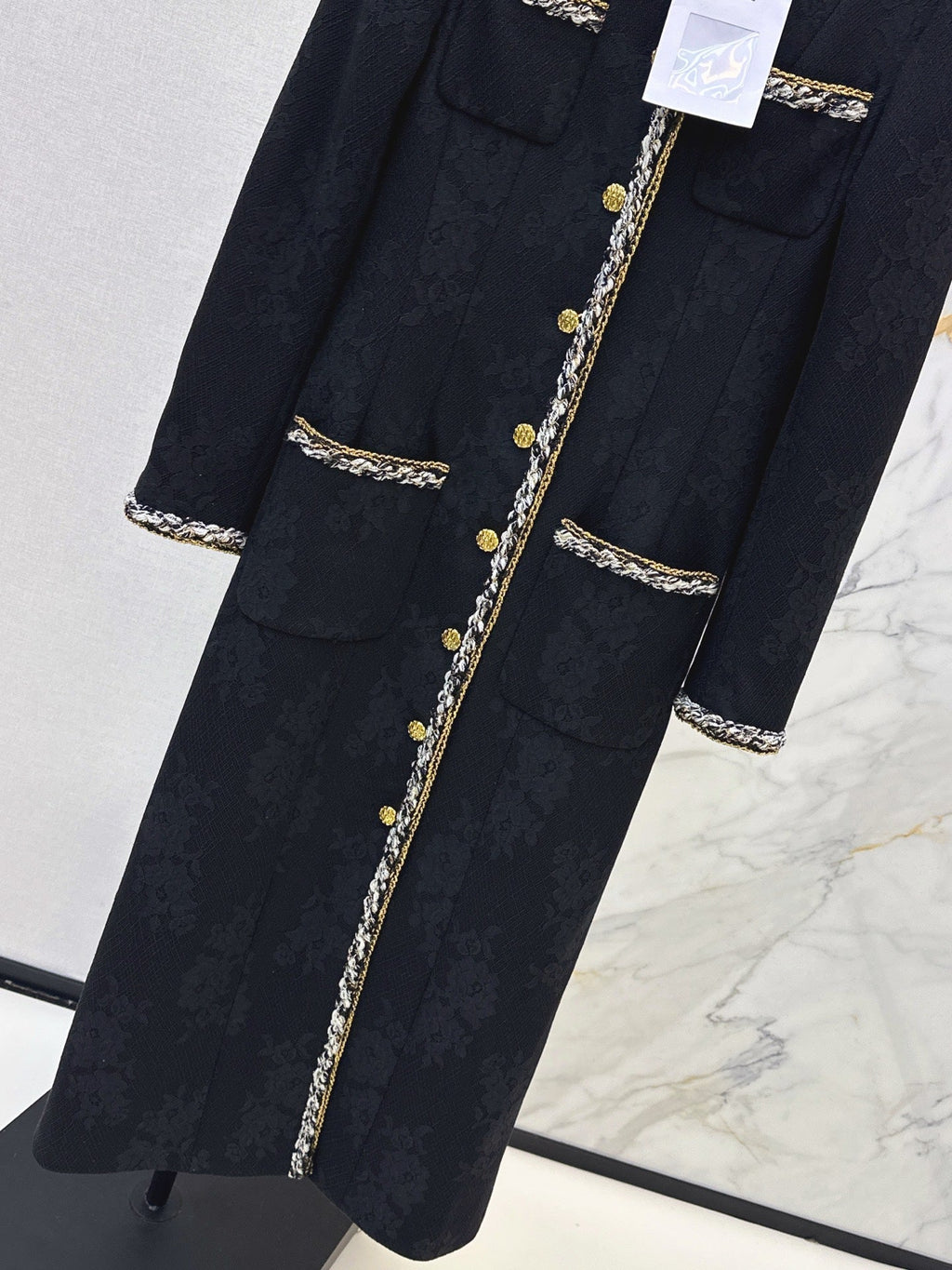 26FW New Crew-Neck Long Lace Coat with Four Pockets 🖤