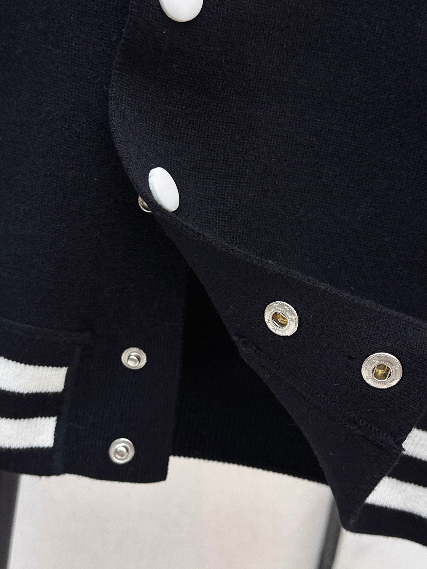 26FW New Black & White Color-Block Knit Varsity Jacket 🖤