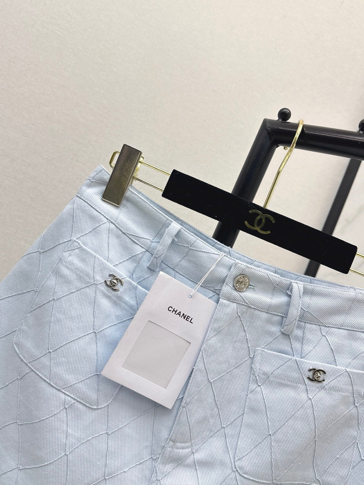 26FW New Quilted-Stitch Denim Shorts 🩵
