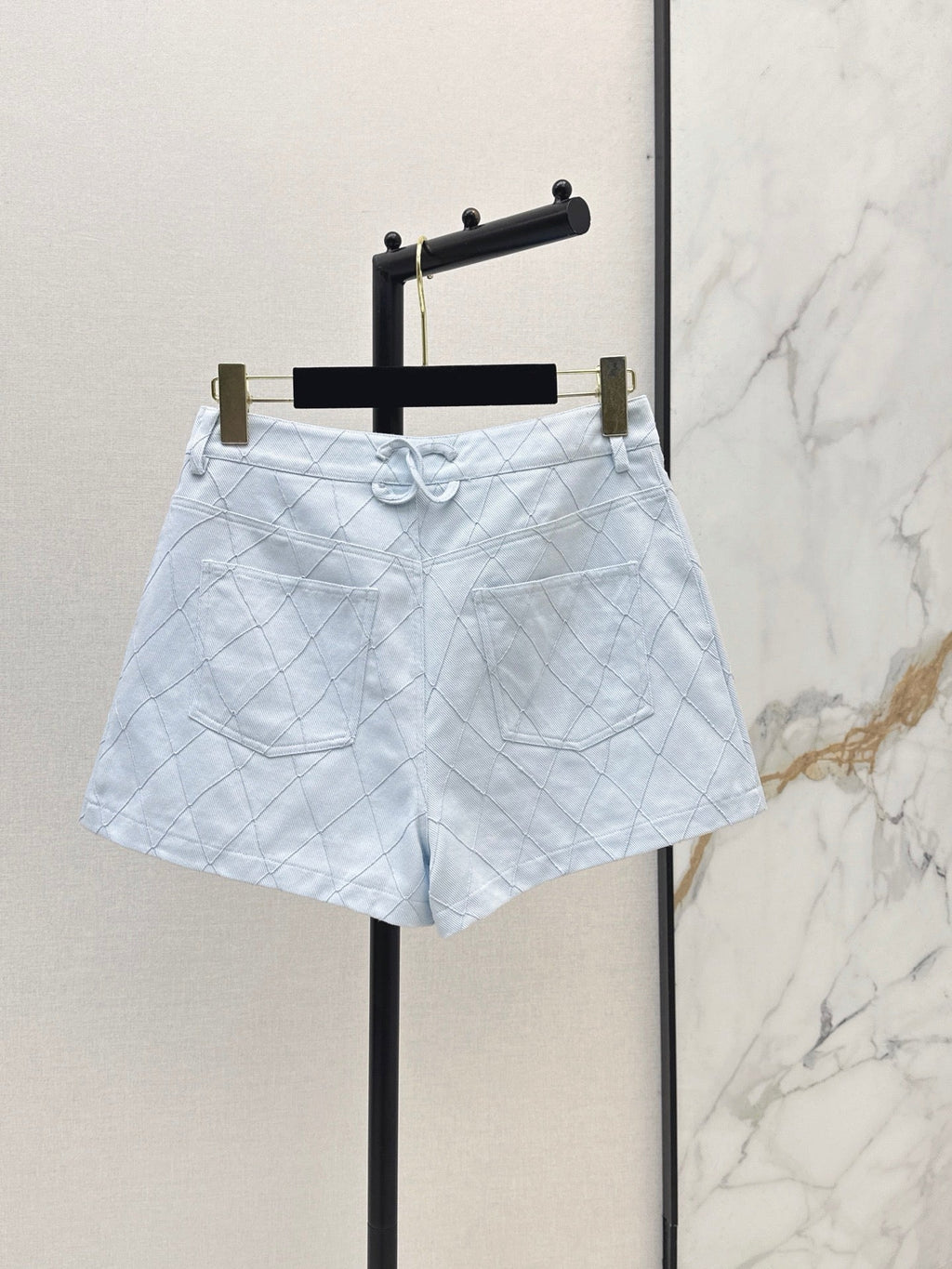 26FW New Quilted-Stitch Denim Shorts 🩵