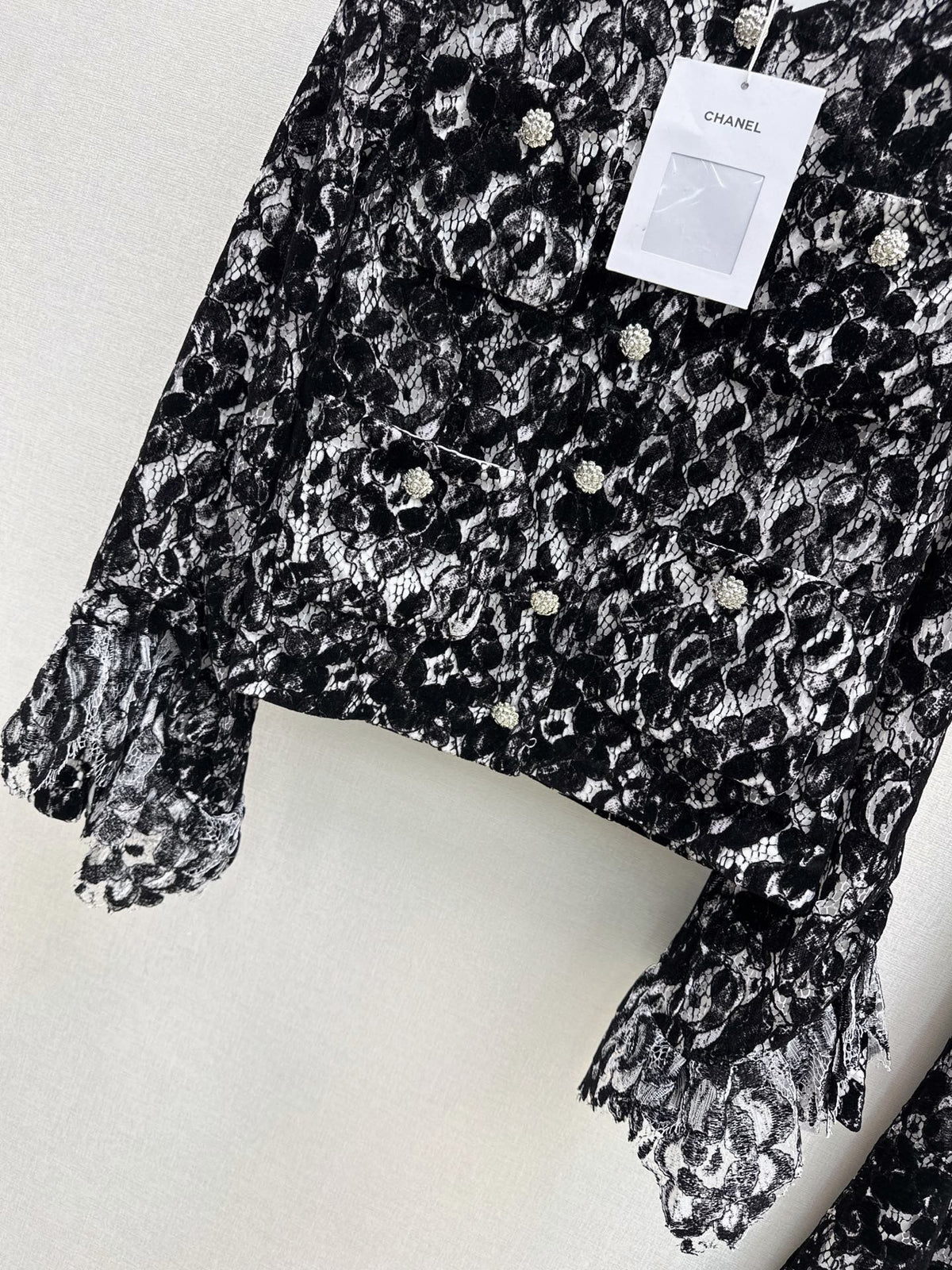 26FW New Custom Crew-Neck Lace Jacket 🖤