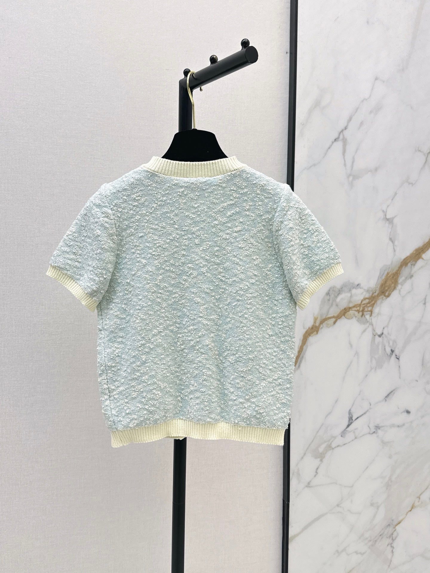 26FW New Short-Sleeve Knit Top with Contrast Trim 🩵
