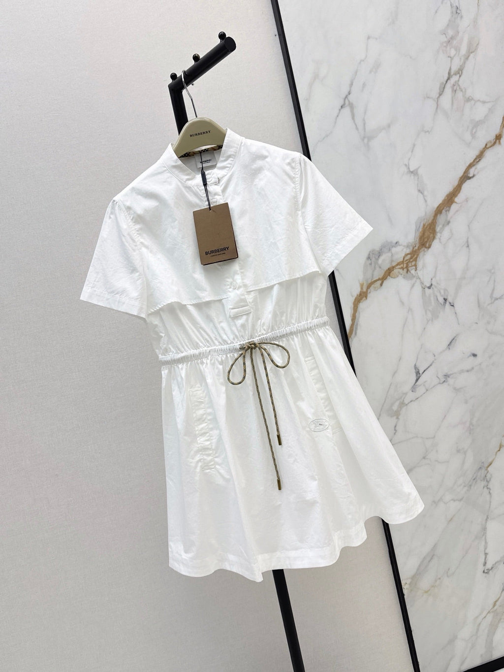 26FW New Plaid Waist-Cinching Dress with Drawstring Detail 🤍