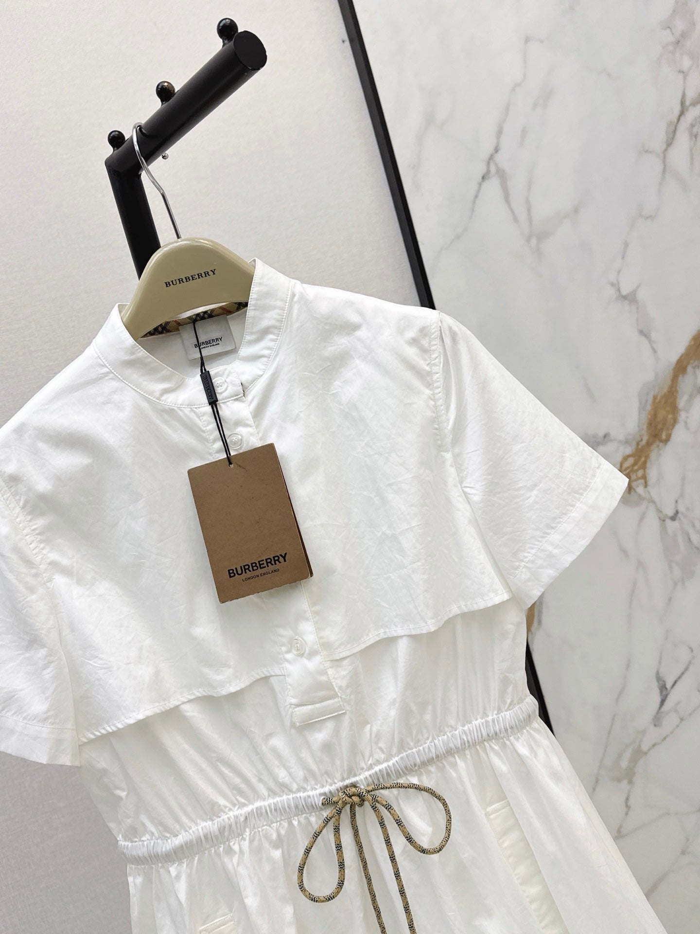 26FW New Plaid Waist-Cinching Dress with Drawstring Detail 🤍