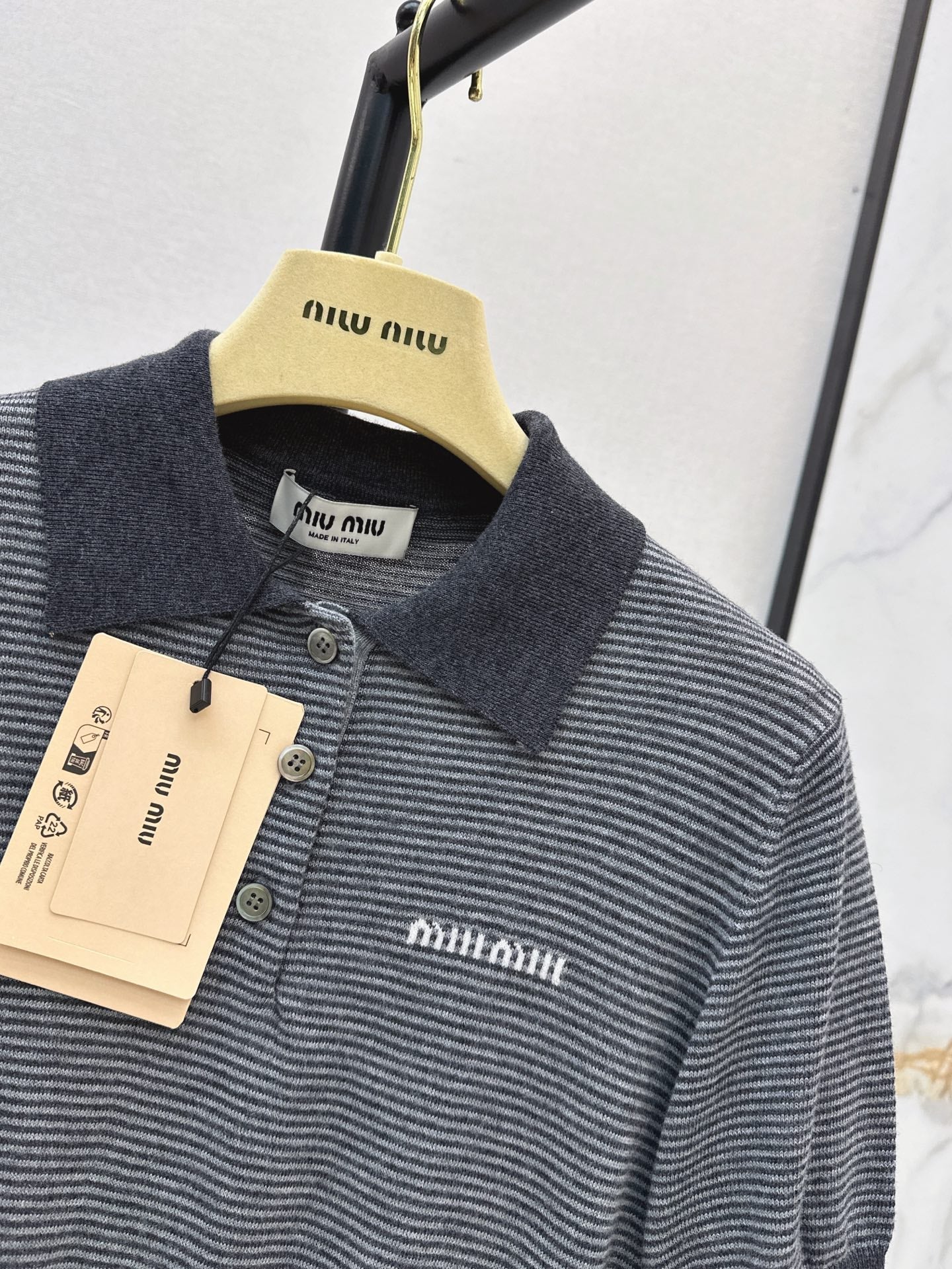 26FW New Striped Knit Top with Polo Collar 🖤