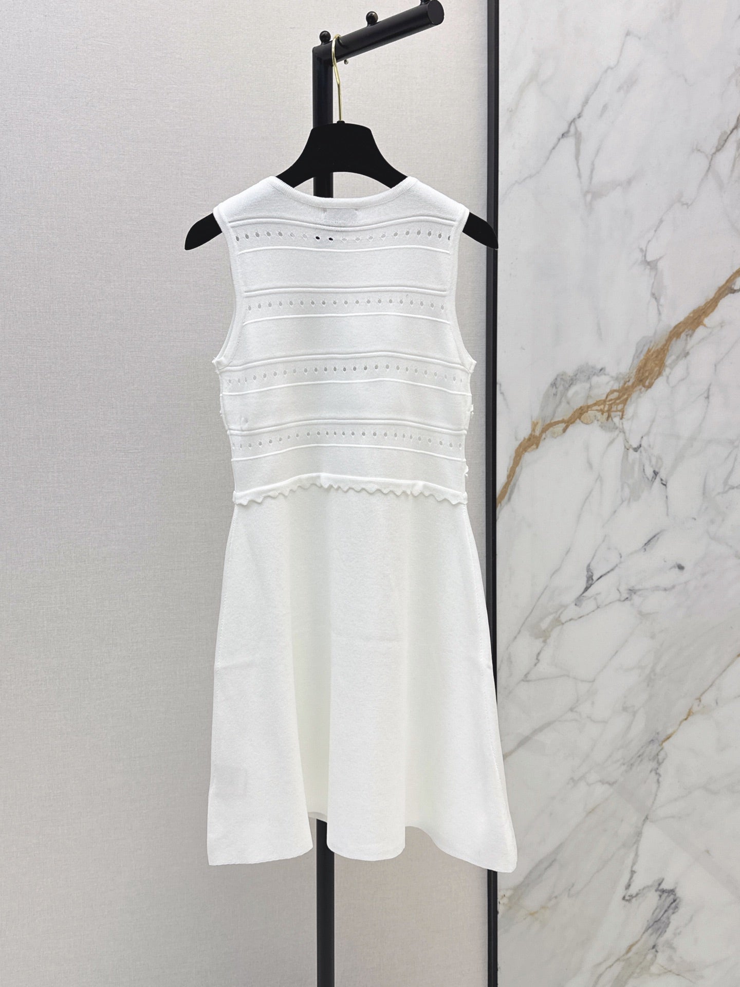 26FW New Girly-Style Sleeveless Knit Dress 🤍