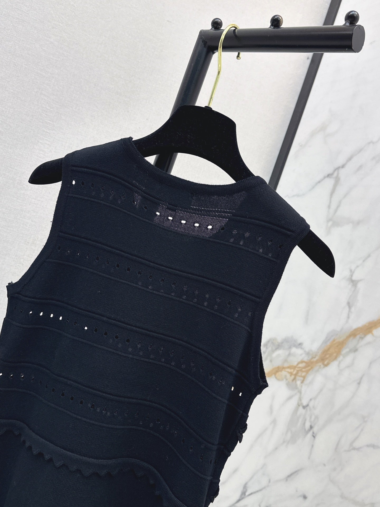 26FW New Girly-Style Sleeveless Knit Dress 🤍