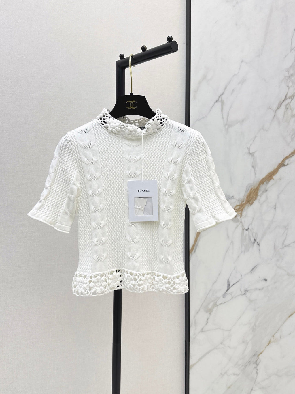 26FW New 3D-Texture Stand-Collar Knit Top 🤍