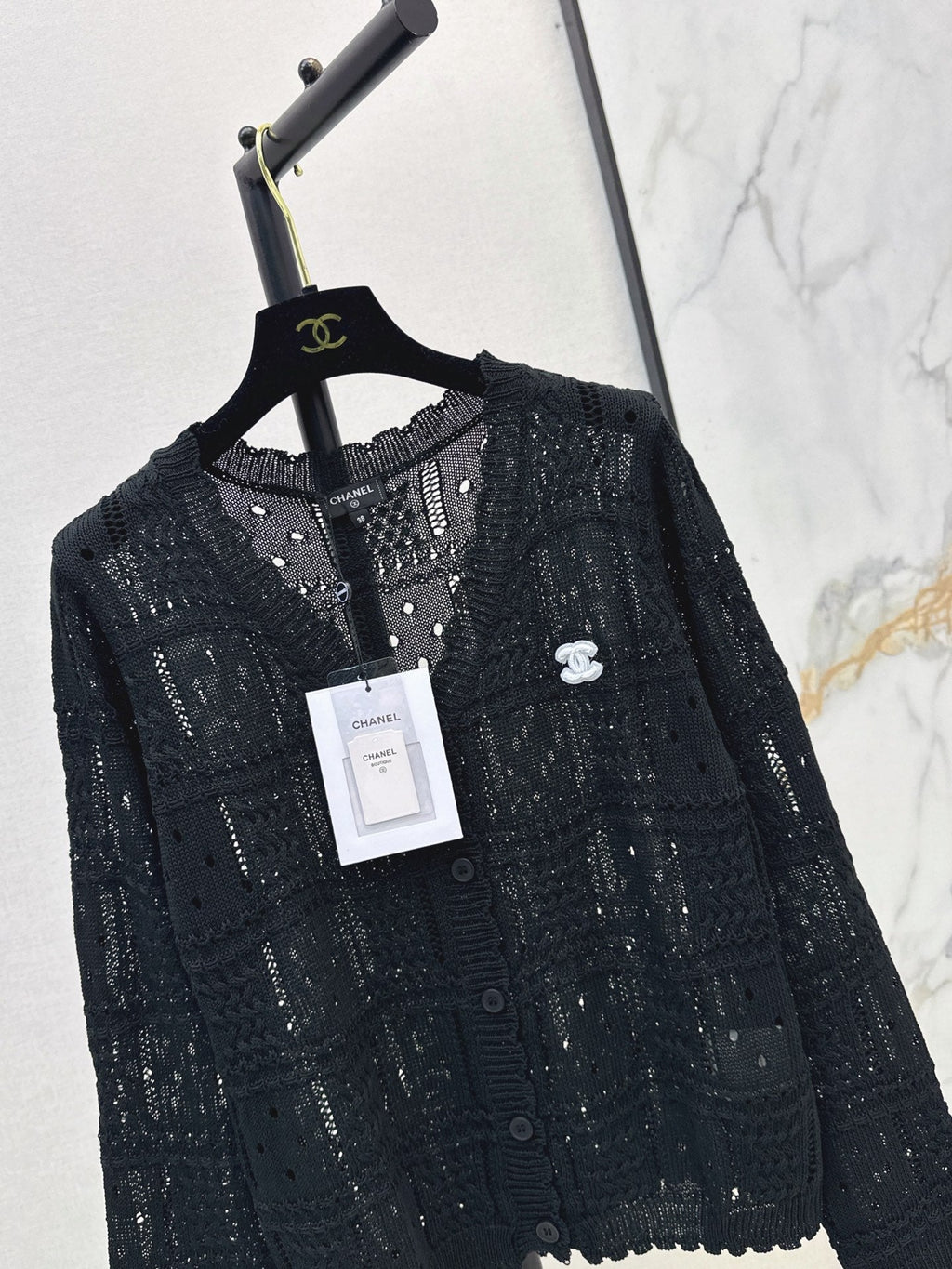 26FW New Textured Jacquard V-Neck Knit Cardigan 🤍