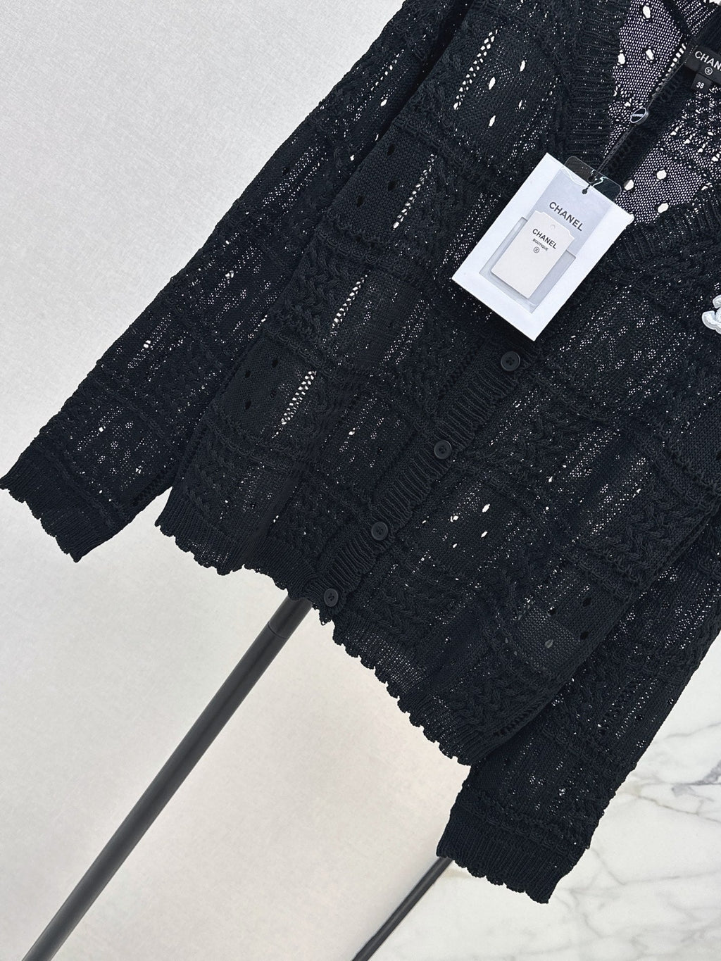 26FW New Textured Jacquard V-Neck Knit Cardigan 🤍