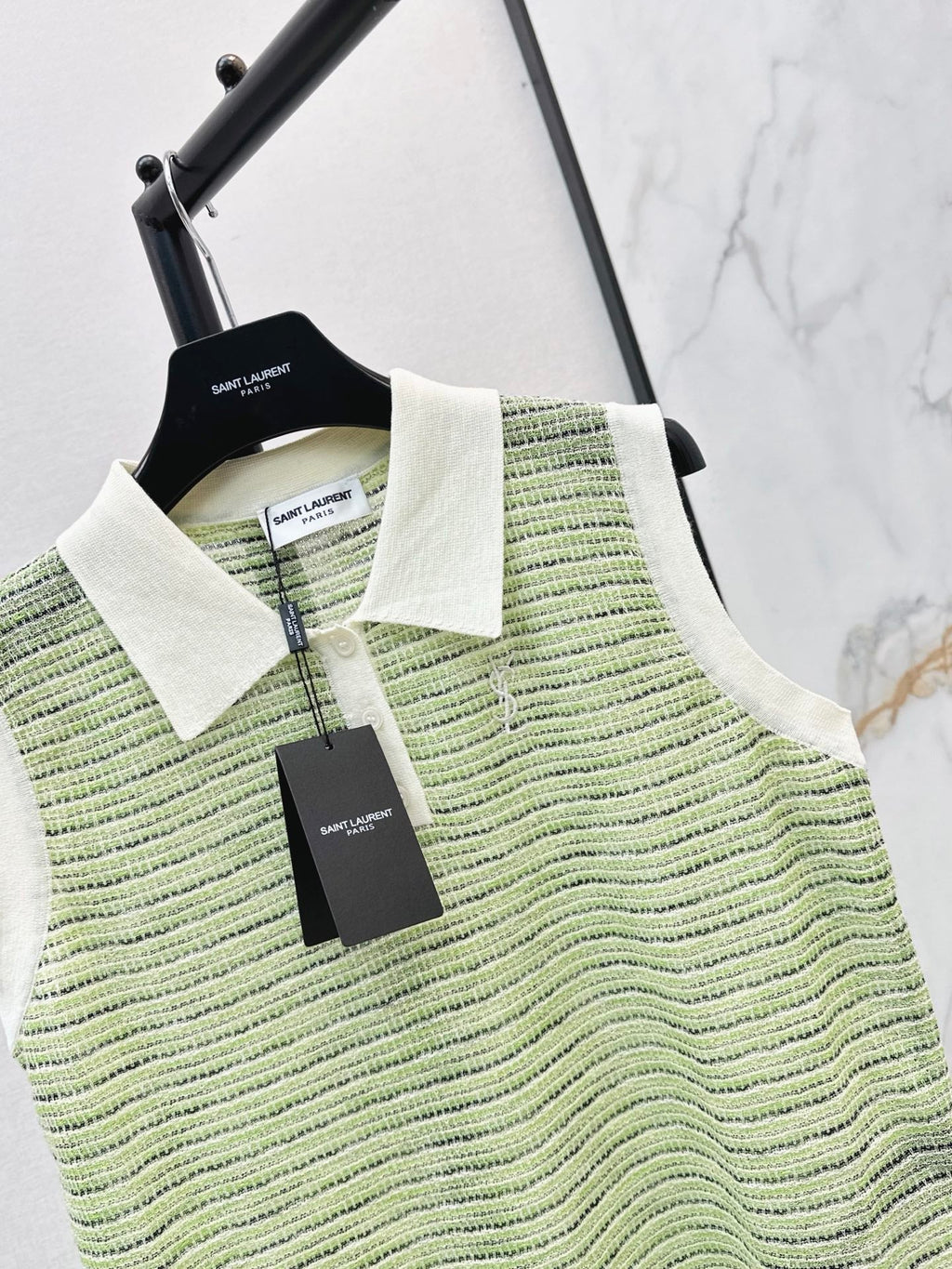 26FW New Color-Block Collared Sleeveless Knit Vest 🤍