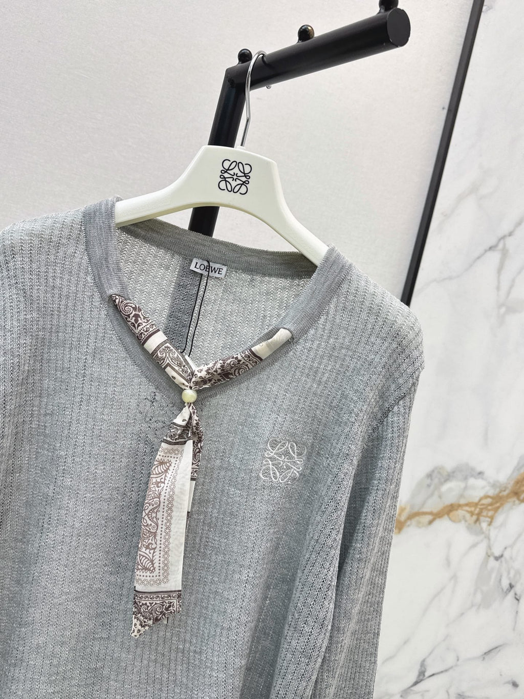 26FW New Long-Sleeved Knit Top with Scarf-Tie Detail 🤍