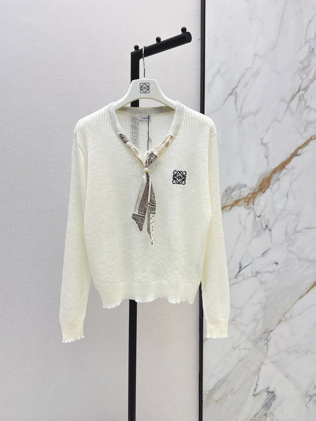 26FW New Long-Sleeved Knit Top with Scarf-Tie Detail 🤍